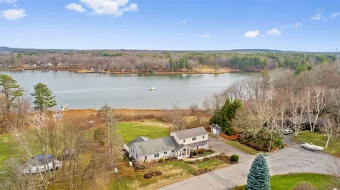 13 Riverside Drive Dover NH 03820
