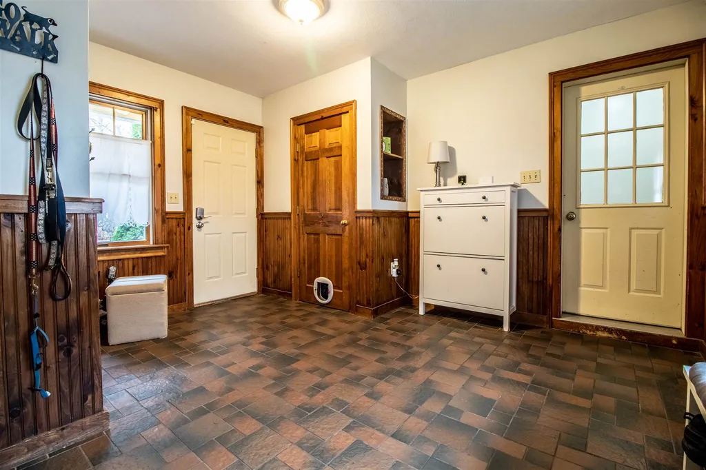 53 Moses Carr Road Rollinsford NH 03869