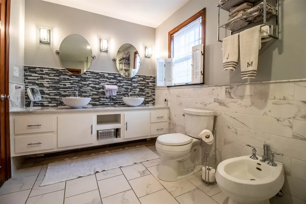 53 Moses Carr Road Rollinsford NH 03869