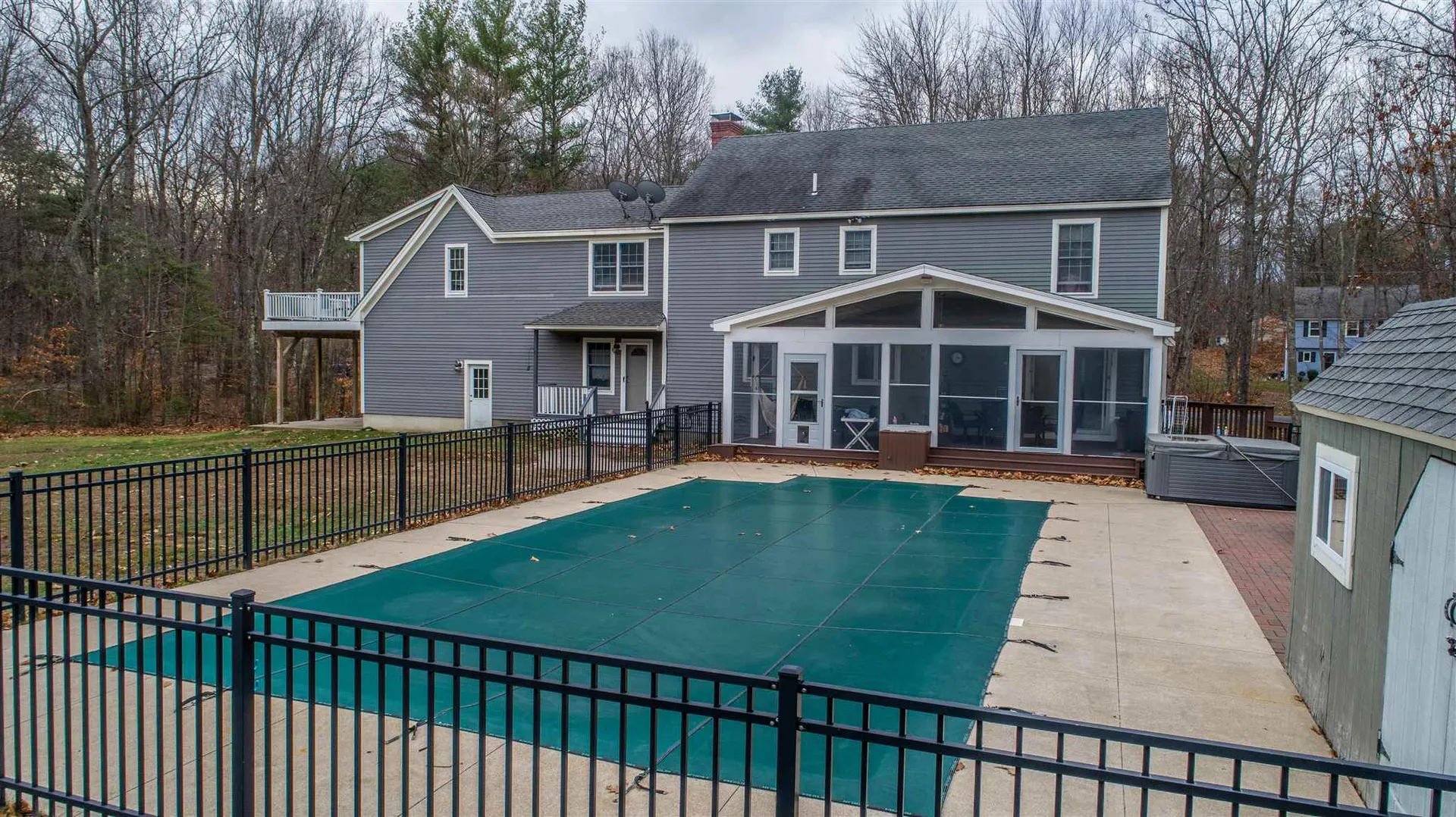 53 Moses Carr Road Rollinsford NH 03869