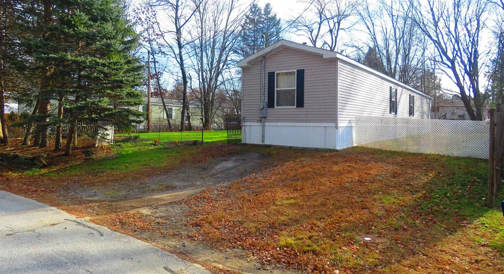 26 Mildred Avenue Raymond NH 03077