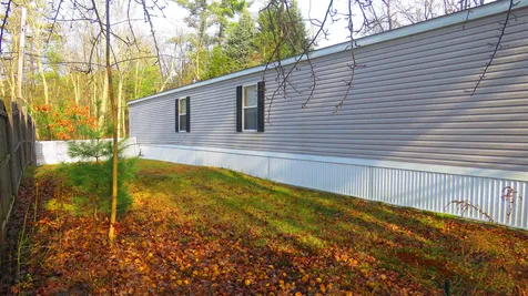 26 Mildred Avenue Raymond NH 03077