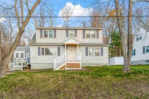 6 Oakdale Avenue Nashua NH 03062