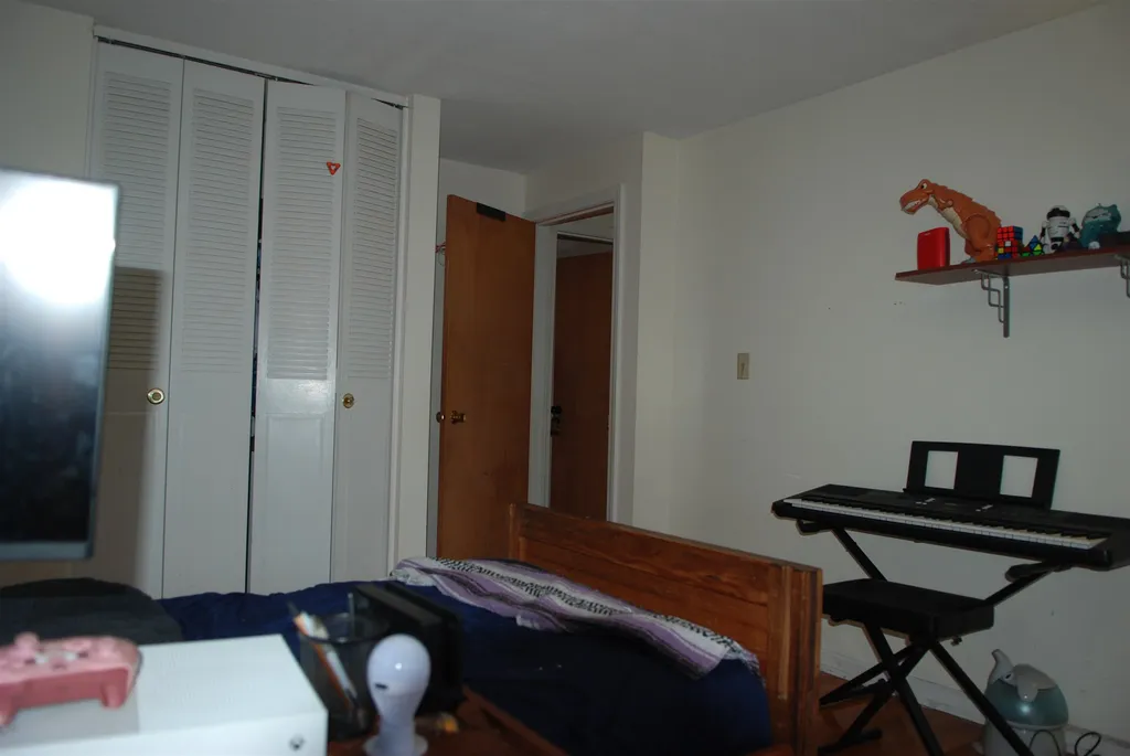 4 Denbow Road Durham NH 03824