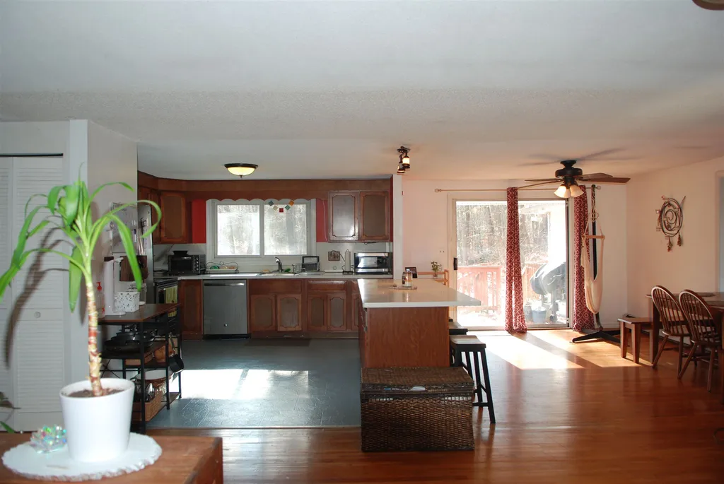 4 Denbow Road Durham NH 03824