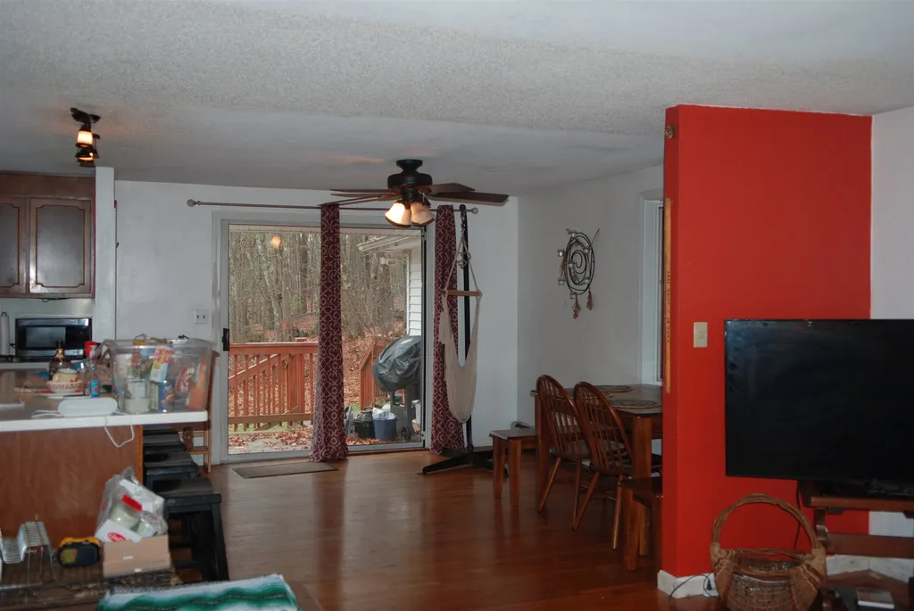 4 Denbow Road Durham NH 03824