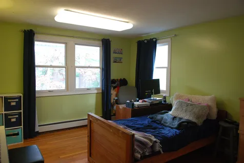 4 Denbow Road Durham NH 03824