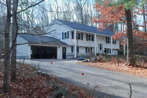 4 Denbow Road Durham NH 03824