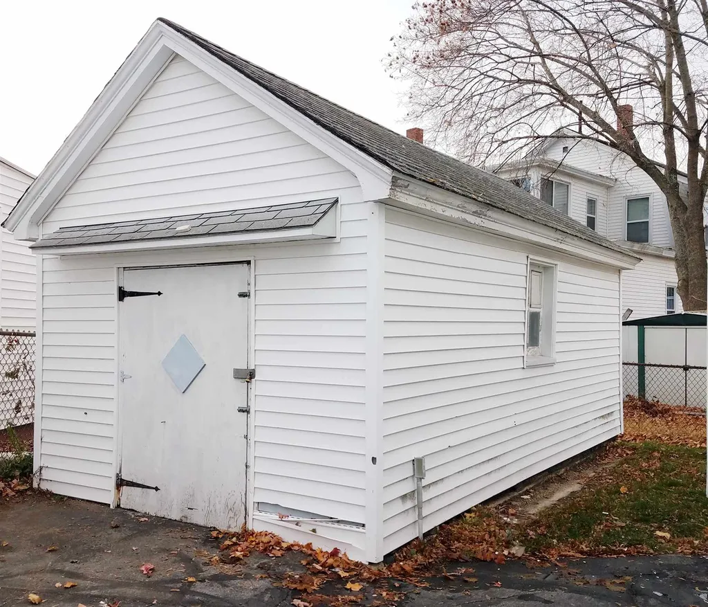 15 River Street Rochester NH 03867