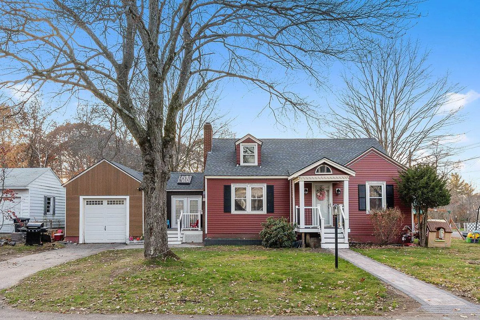 35 Lawndale Avenue Nashua NH 03060
