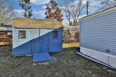 8 Cottonwood Lane Merrimack NH 03054