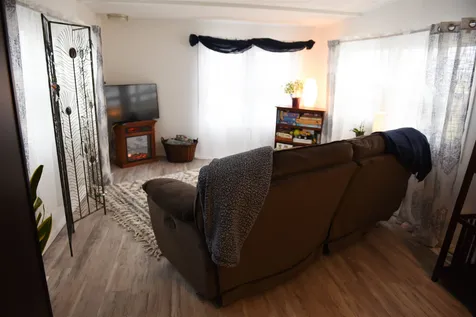 8 Cottonwood Lane Merrimack NH 03054