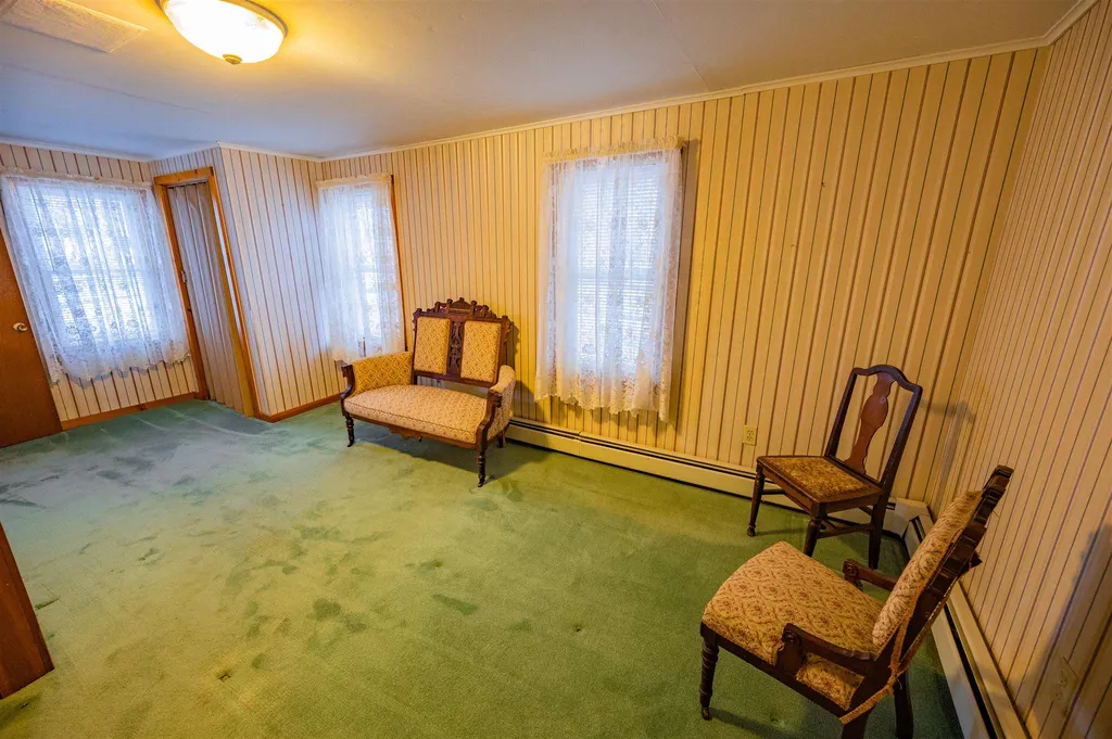 64 East Avenue Burlington VT 05401