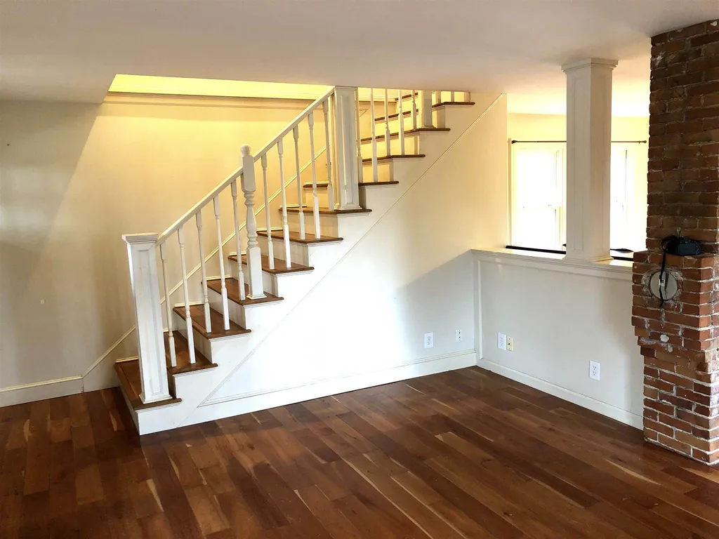 106 Highland Street Plymouth NH 03264