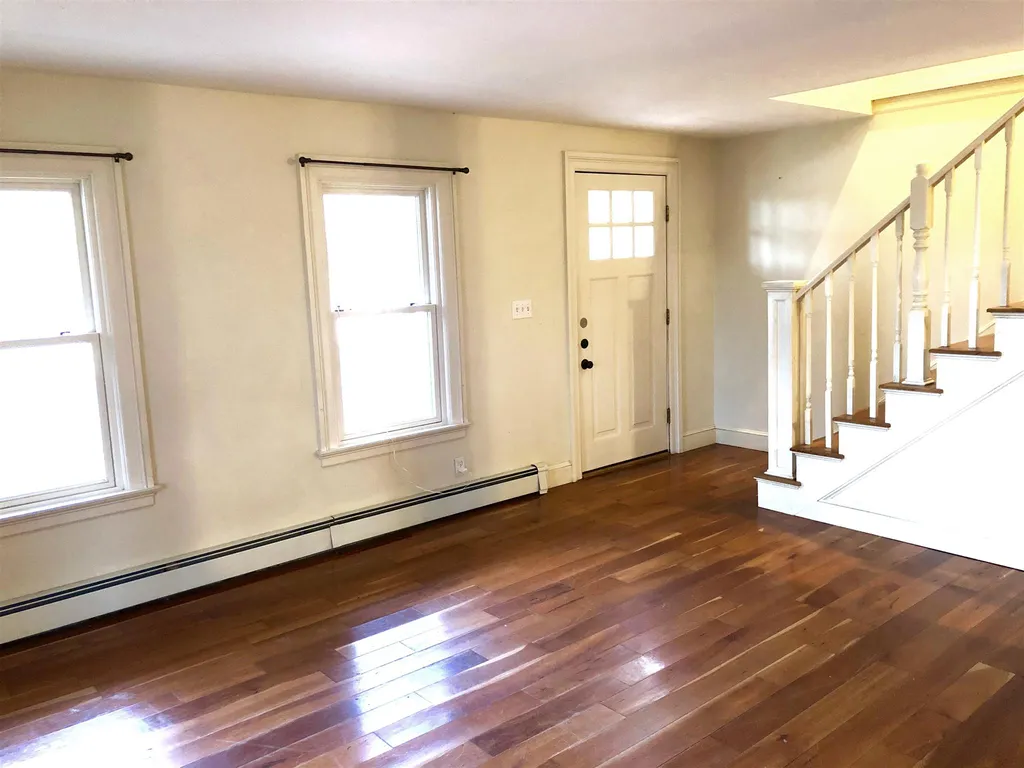 106 Highland Street Plymouth NH 03264