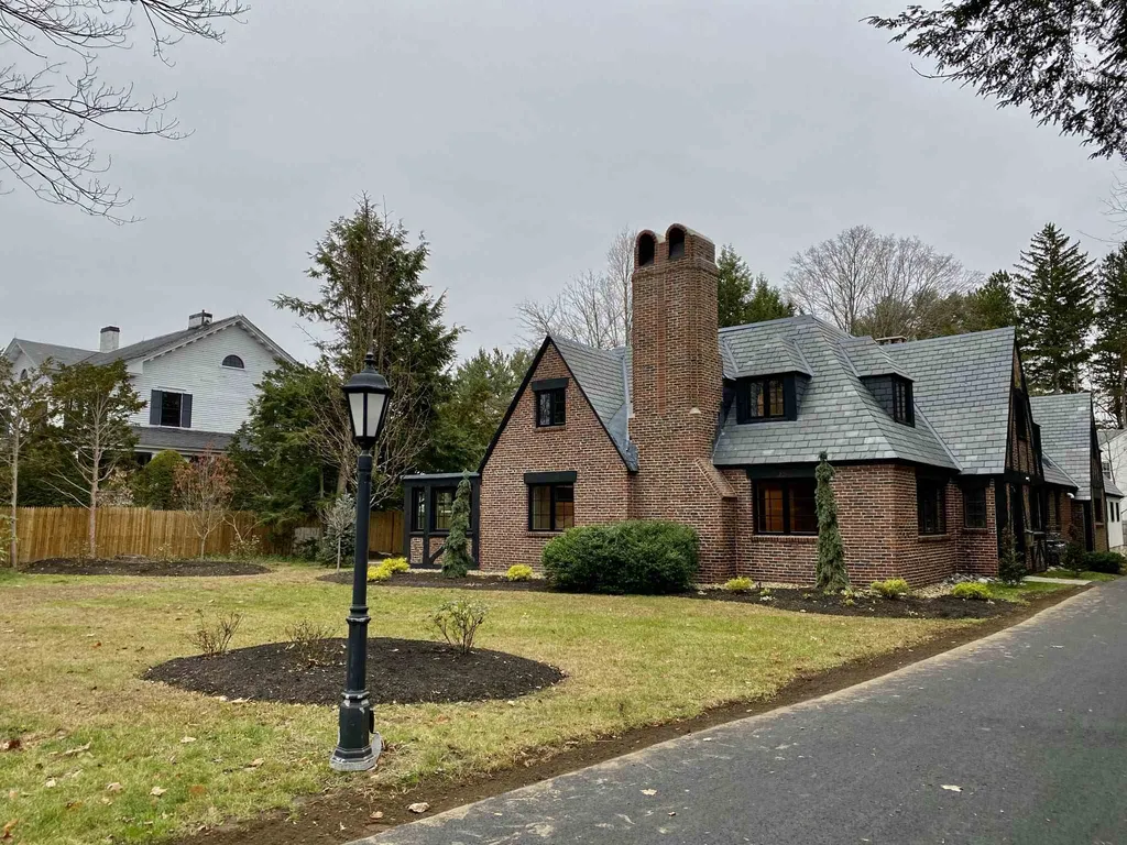 20 Pine Street Exeter NH 03833