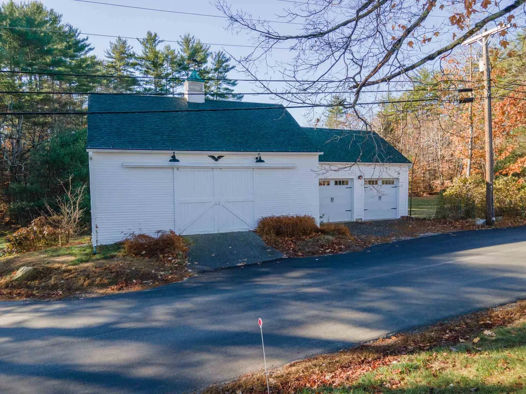347 Winaukee Road Moultonborough NH 03254