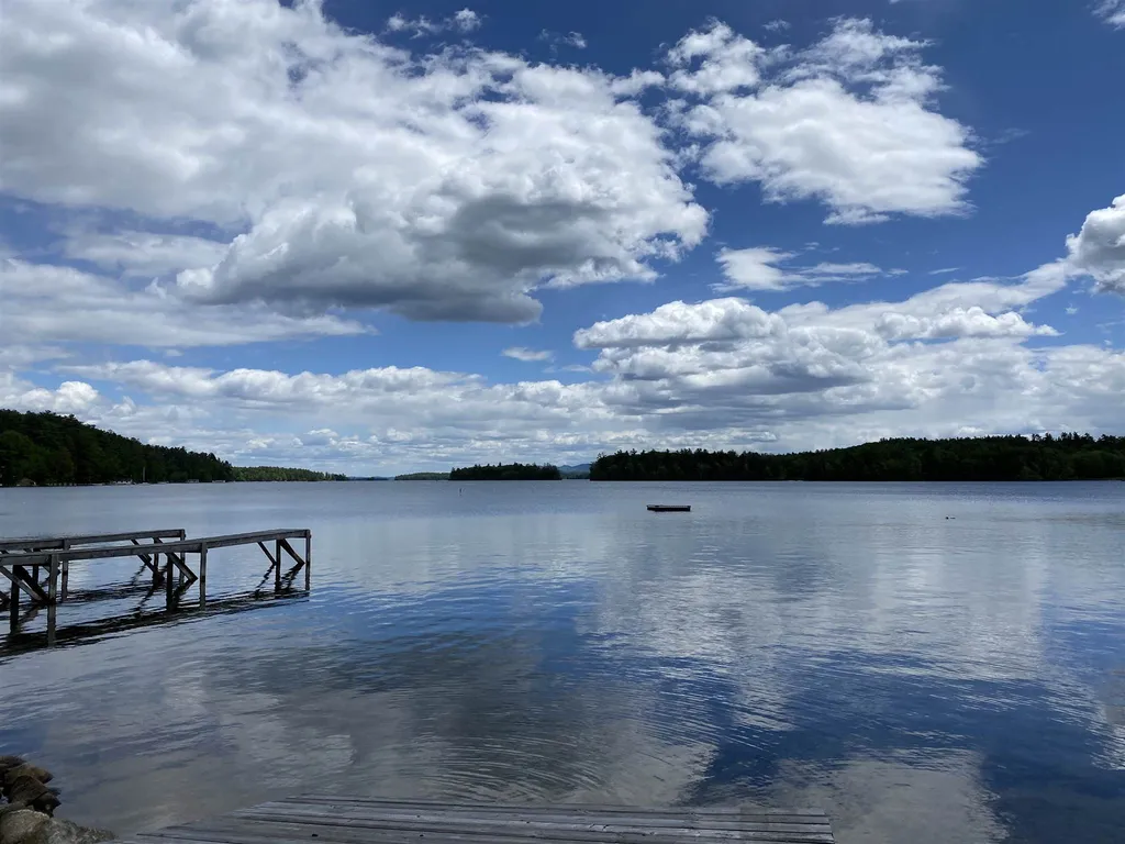12 Lake Shore Drive Moultonborough NH 03254
