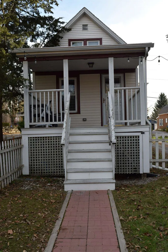 11 Elm Street Middlebury VT 05753