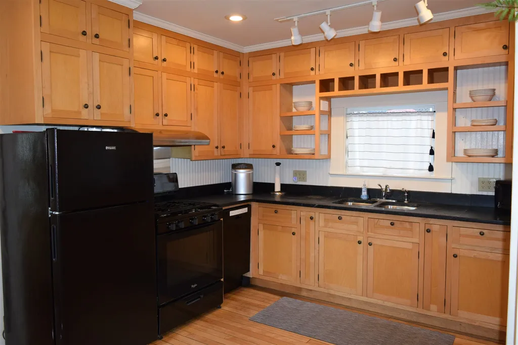 11 Elm Street Middlebury VT 05753