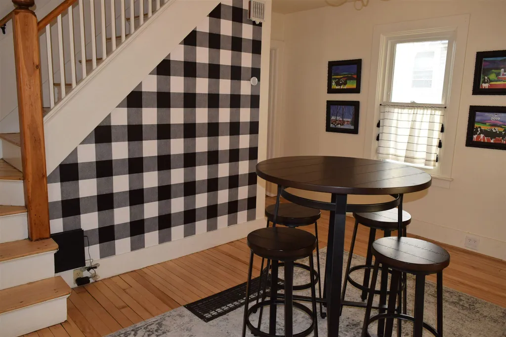 11 Elm Street Middlebury VT 05753