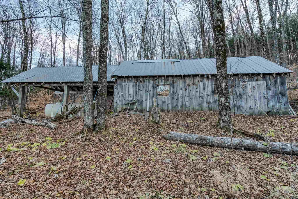 401 Brook Road Chelsea VT 05038