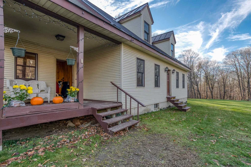 401 Brook Road Chelsea VT 05038