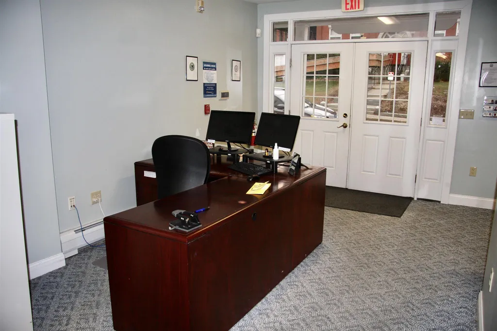 92 Main Street Meredith NH 03253