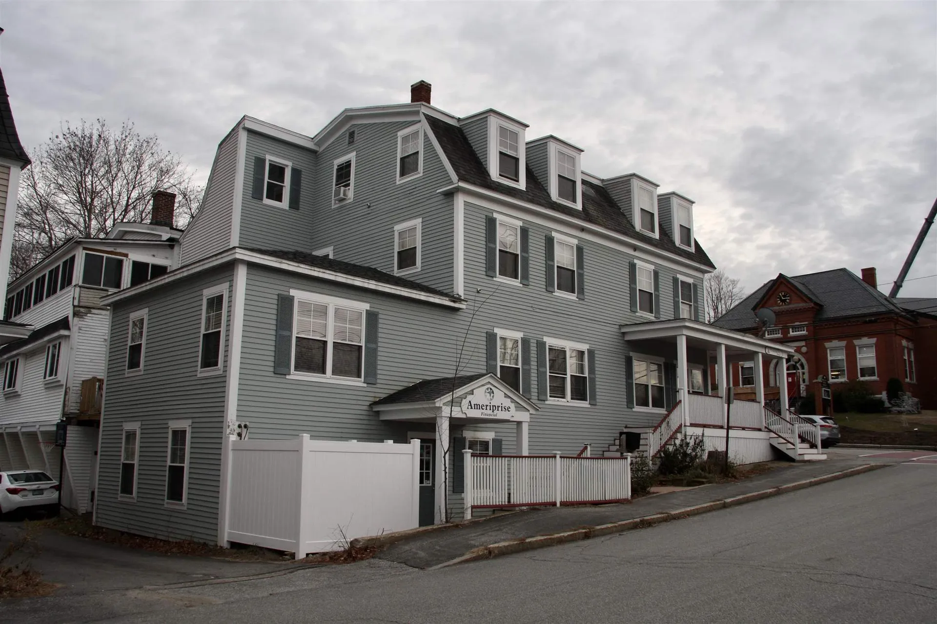 92 Main Street Meredith NH 03253