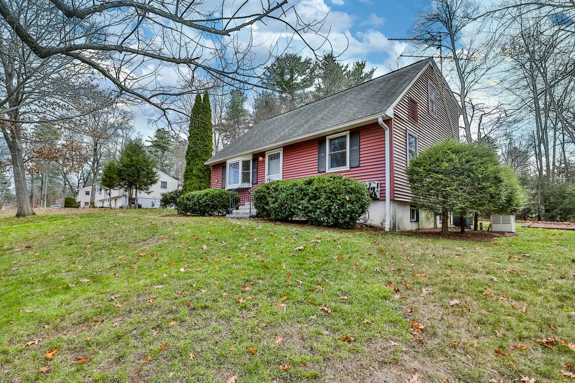 33 Ridgefield Drive Milford NH 03055