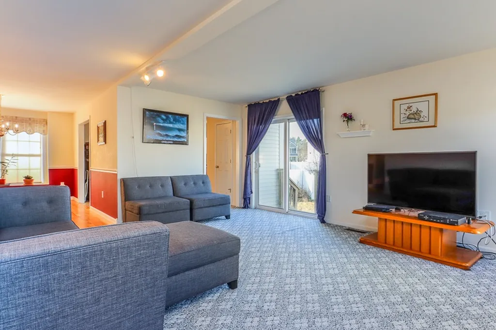 63 Alice Drive Concord NH 03303-2034