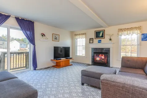 63 Alice Drive Concord NH 03303-2034