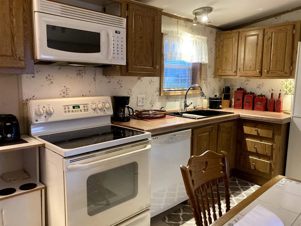 321 Gore Road Bennington VT 05201