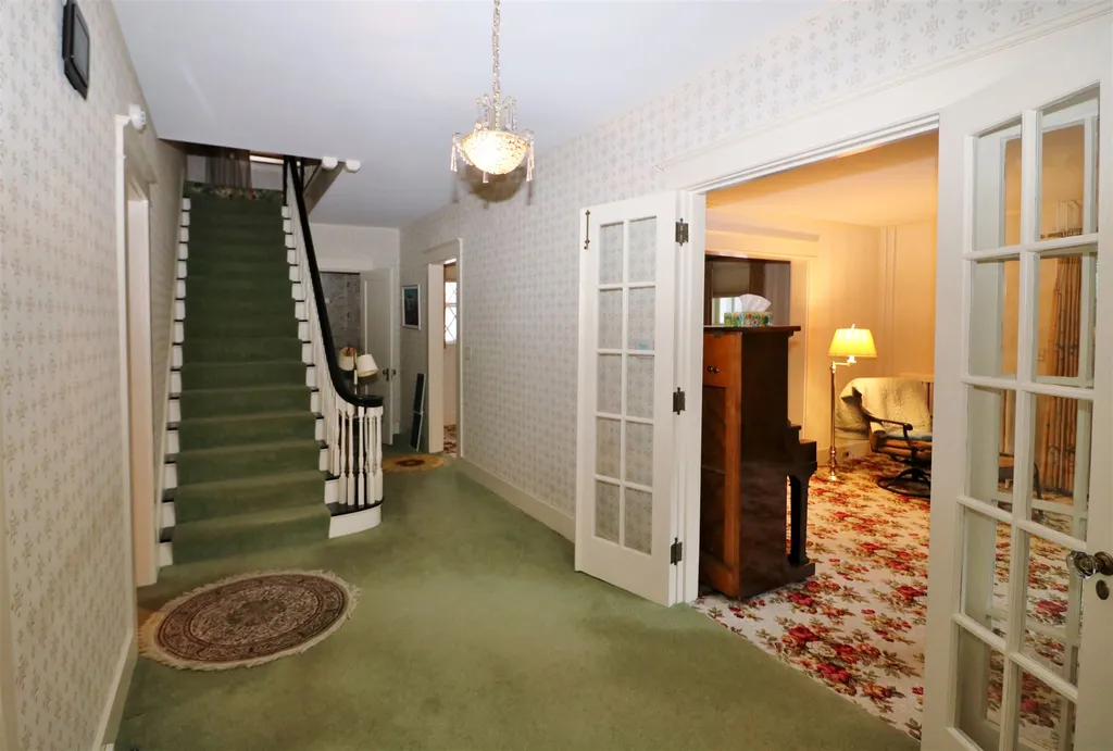 54 Main Street Gorham NH 03581