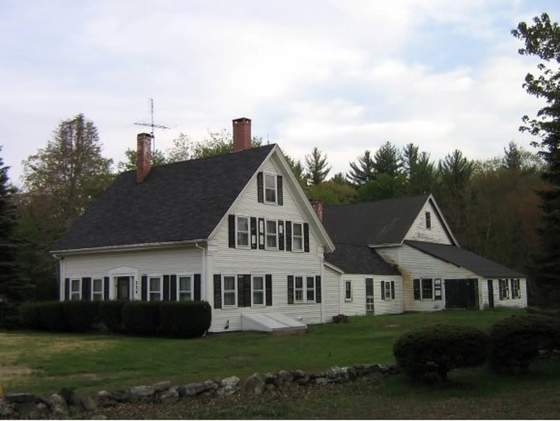 239 Main Street Fremont NH 03044