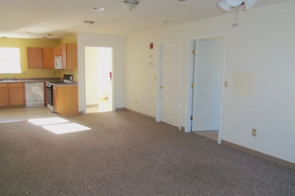 14 Tampa Drive Rochester NH 03867
