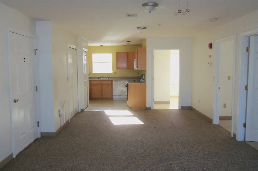 14 Tampa Drive Rochester NH 03867
