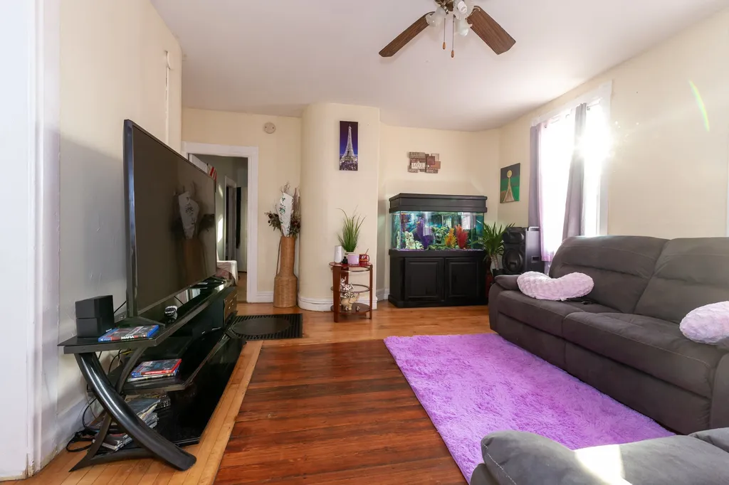 256 Spruce Street Manchester NH 03103