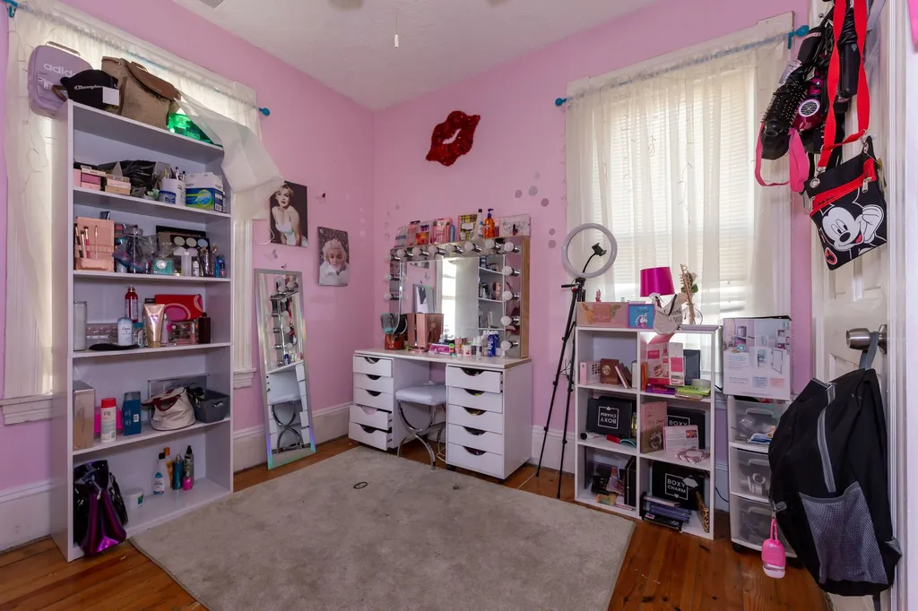 256 Spruce Street Manchester NH 03103