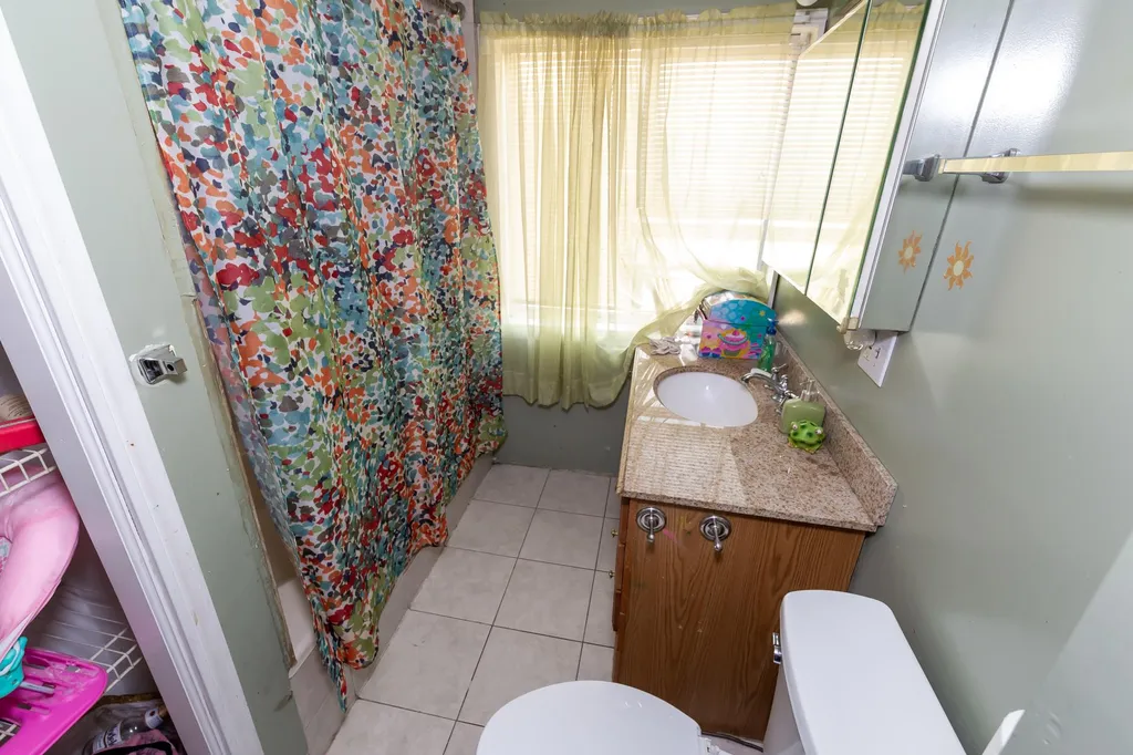 256 Spruce Street Manchester NH 03103