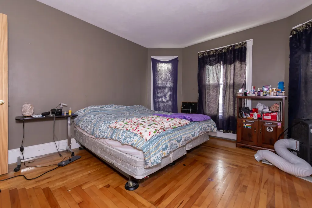 256 Spruce Street Manchester NH 03103