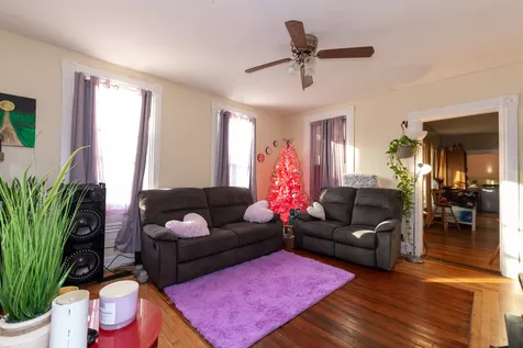 256 Spruce Street Manchester NH 03103