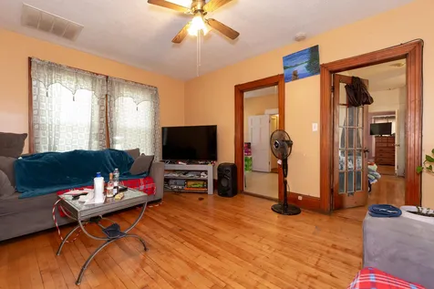 256 Spruce Street Manchester NH 03103