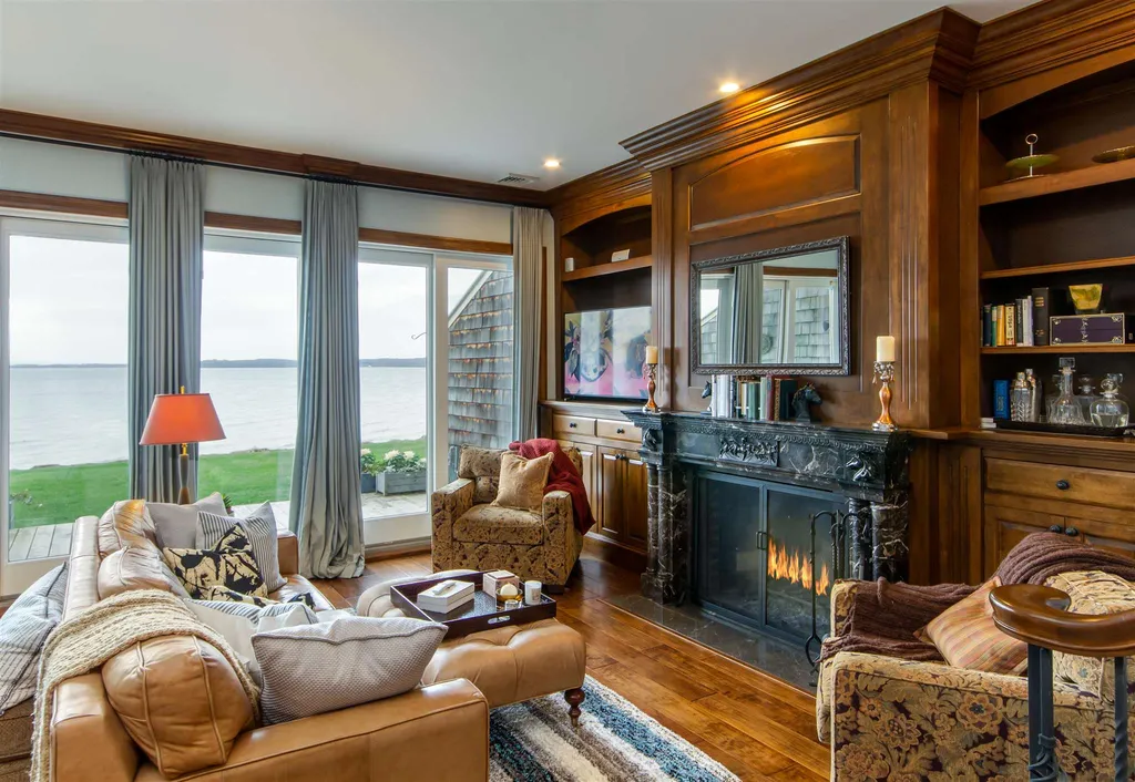 19 Harbor Watch Road Burlington VT 05401