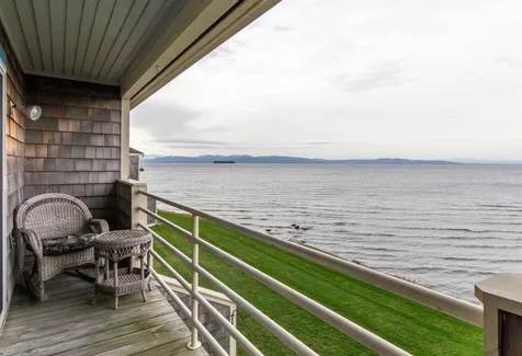 19 Harbor Watch Road Burlington VT 05401