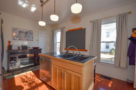 14 West Concord Street Dover NH 03820