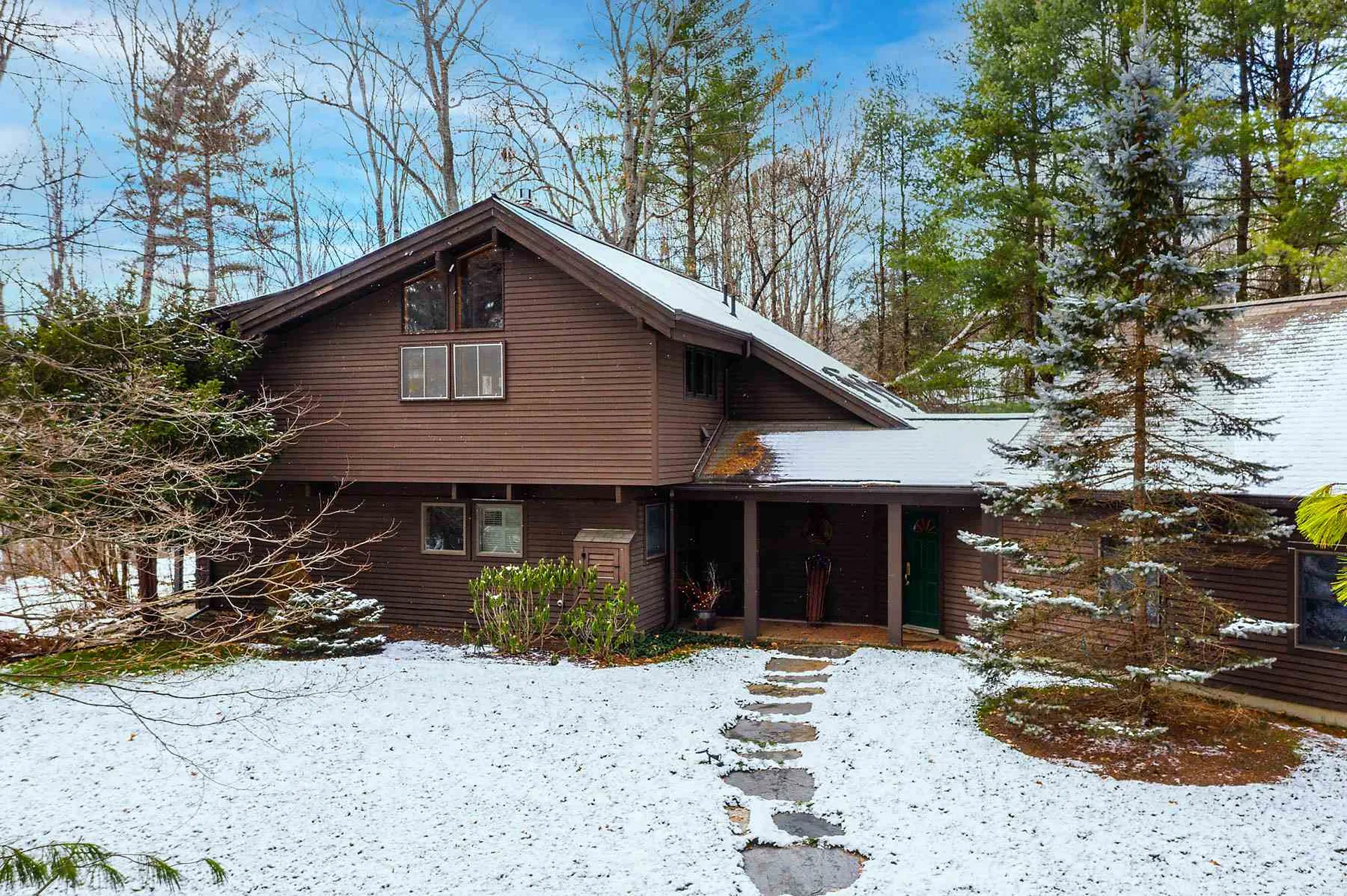 828 Wheelock Road Hartford VT 05001