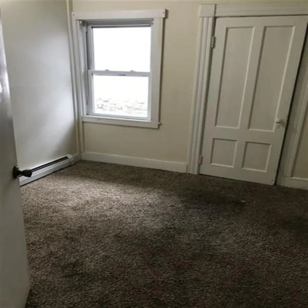 170 Oakland Avenue Manchester NH 03109