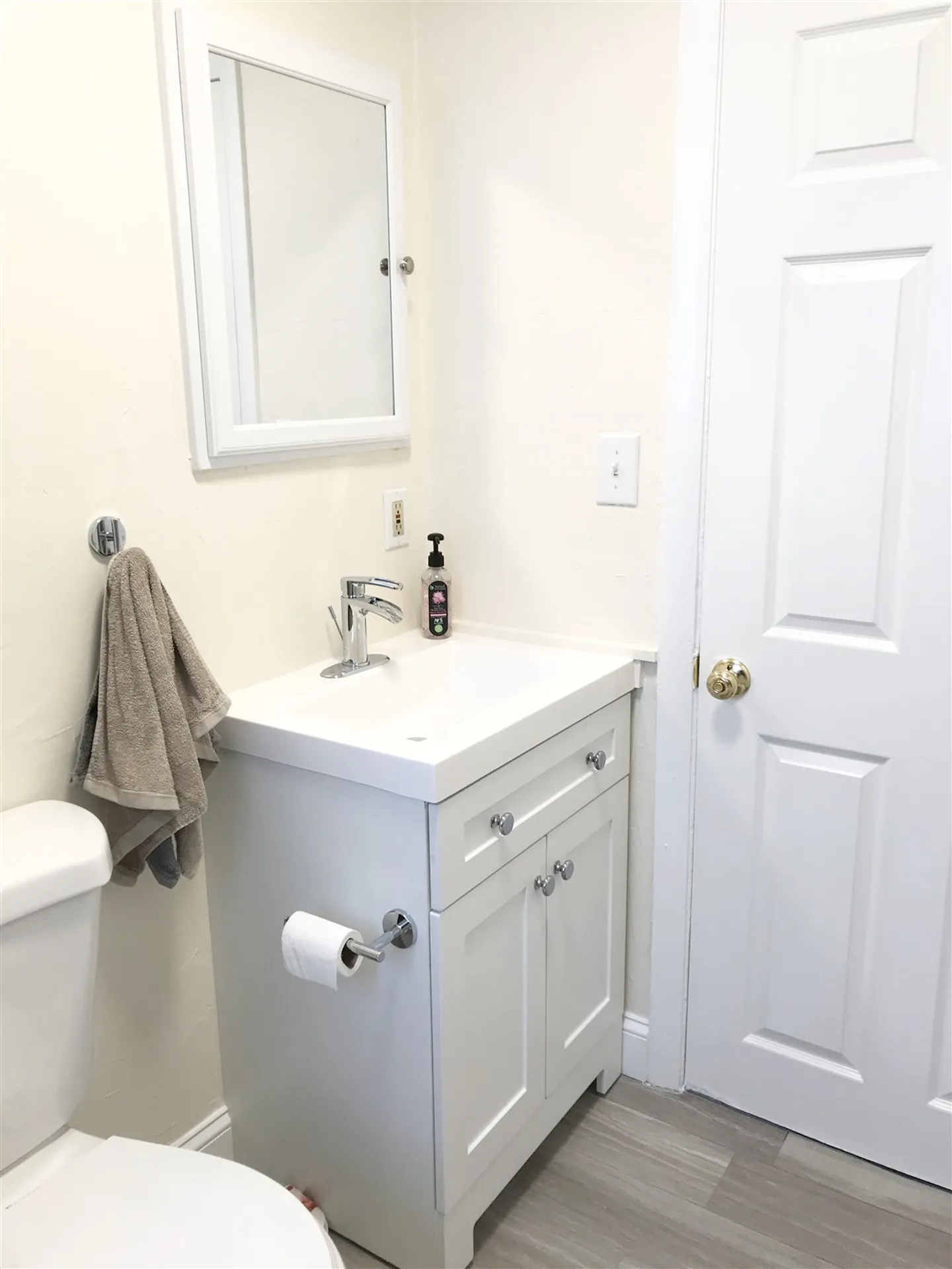 170 Oakland Avenue Manchester NH 03109