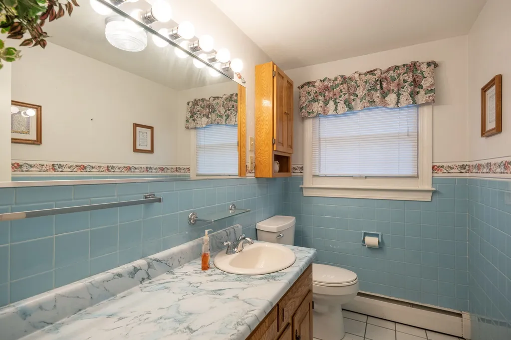 290 Westwood Drive Manchester NH 03103